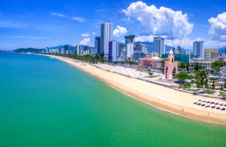 Пляж "Чан Фу" ("Tran Phu Beach")