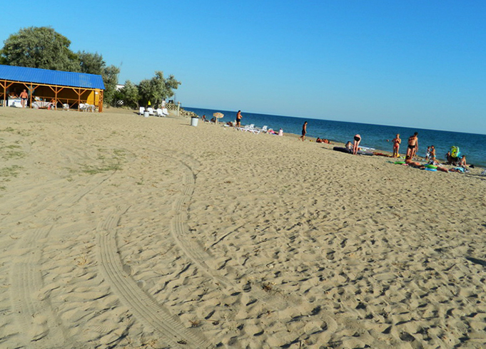 Песчаный пляж